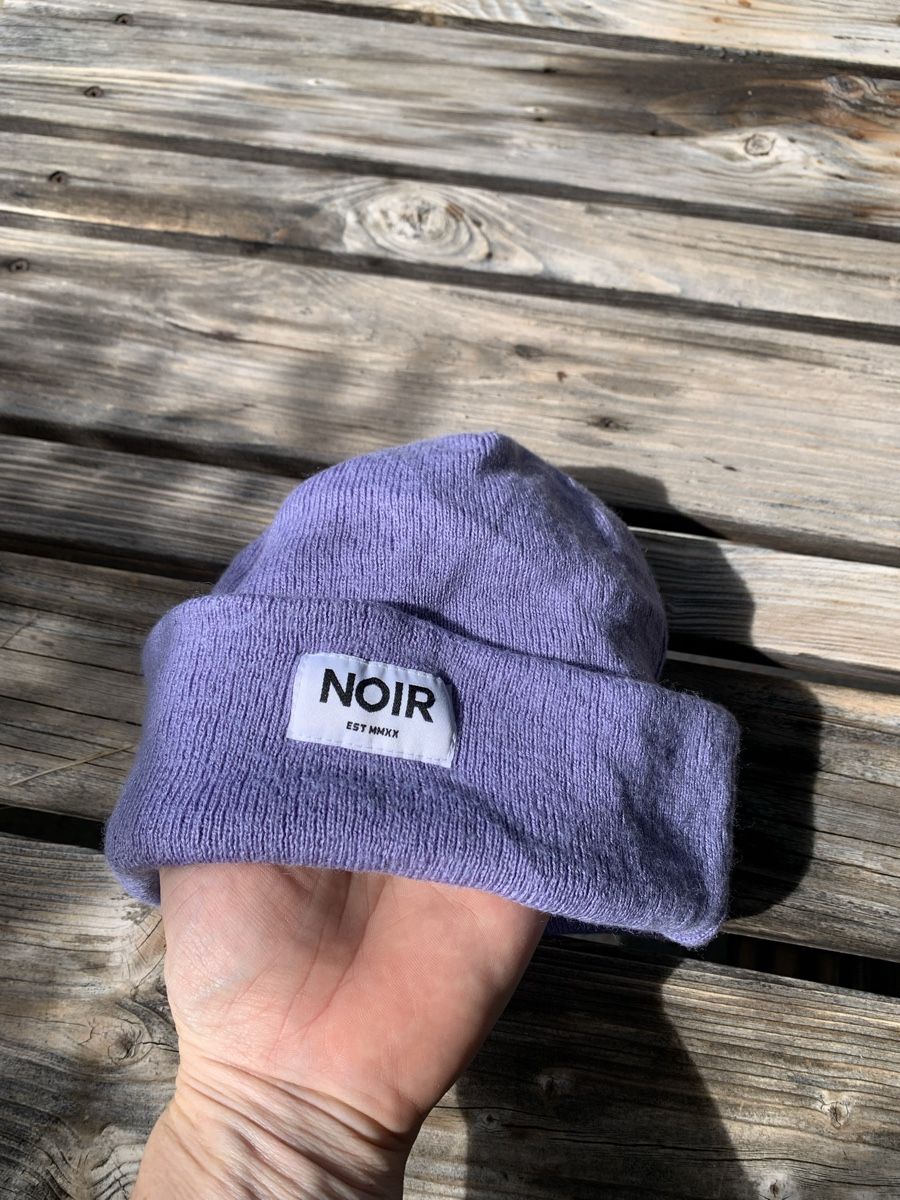 Copricapi, berretti & cappellini: NOIR Winter Mütze, 50% Wolle – Usato da Uster venduto da Flummi