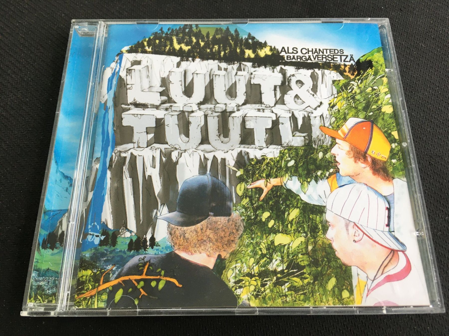 CDs: Luut & Tuutli - Als Chänteds Bärgä Versetzä -CD- – D'occasion à St.Gallen par MedienJoe