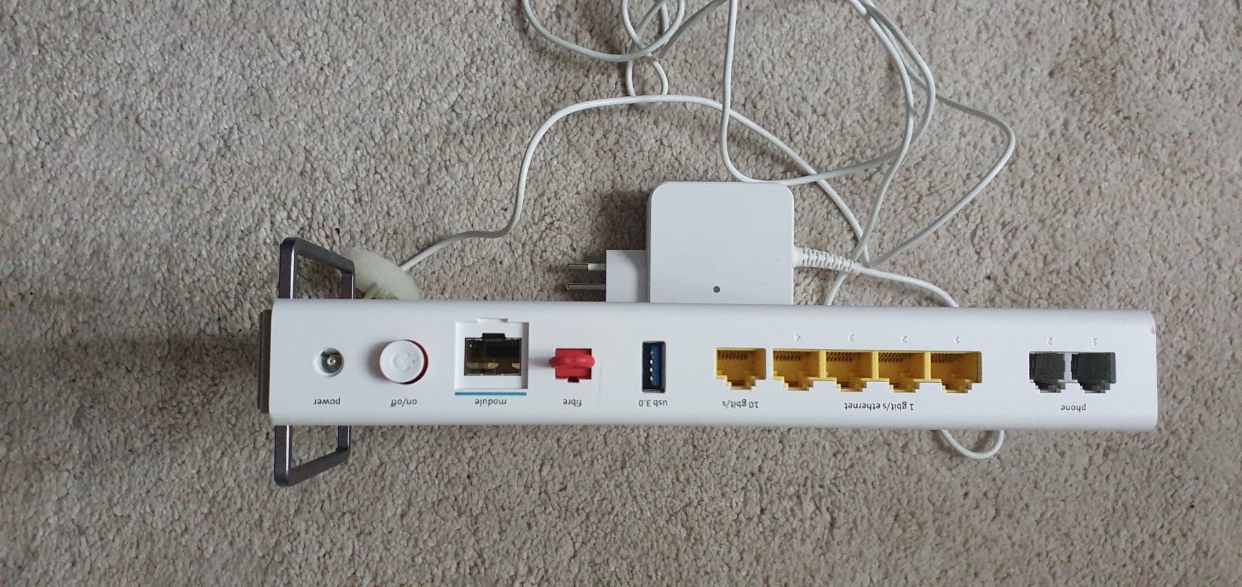 Swisscom Modems & Routeurs: Internet Box 4 – D'occasion à Gerlafingen par dulifuli 1