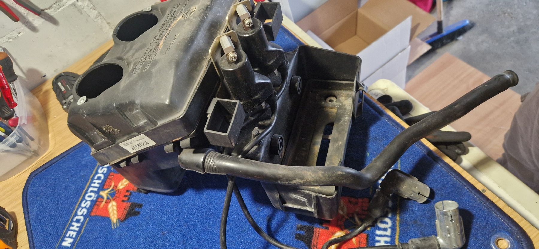 Ducati Tutti i ricambio per moto: Ducati monster airbox – Usato da Emmenbrücke venduto da pie998 1