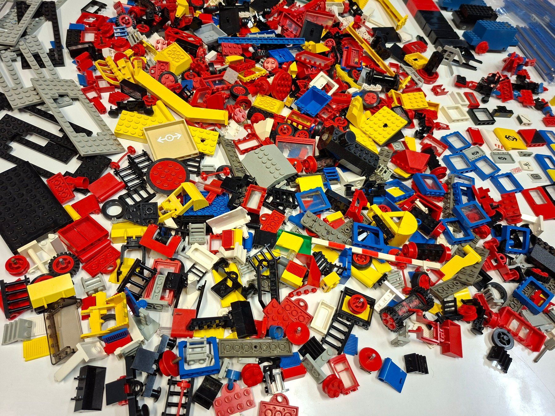 Lego Spielzeuge: Lego Zug Eisenbahn Konvolut – Gebraucht aus Sils im Domleschg von AMAG_AUDI_ZH 4