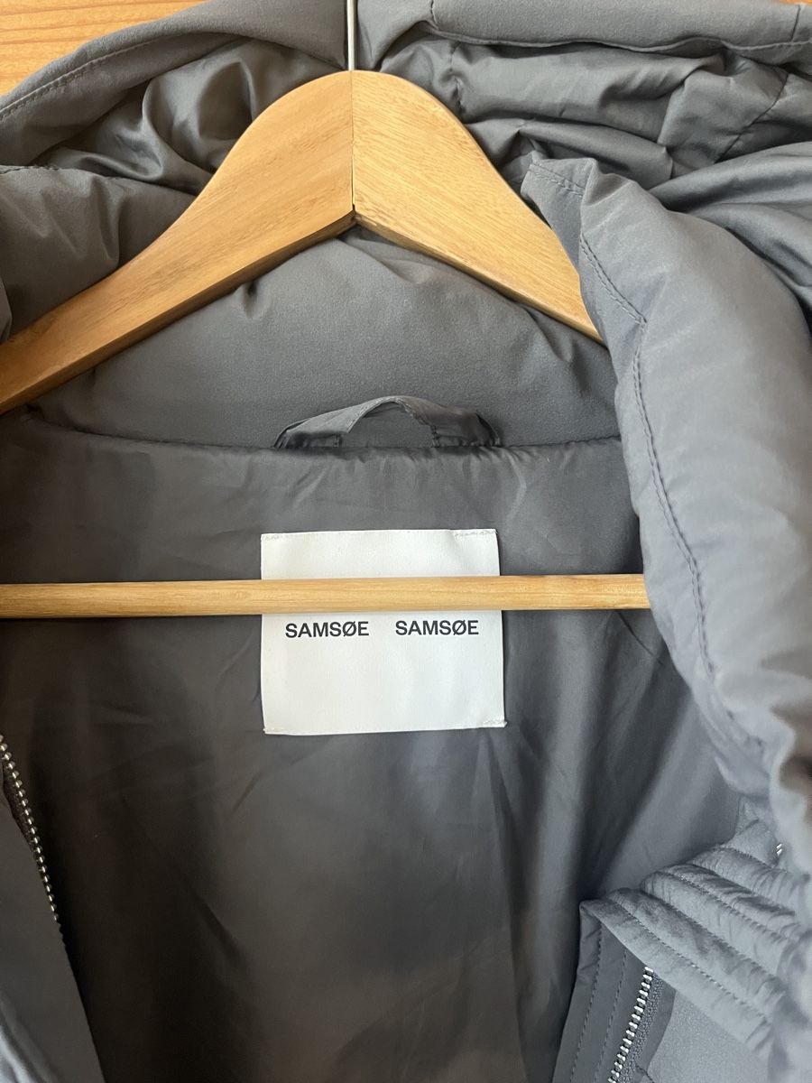 Samsøe Samsøe Giacche: Graue Winterjacke von Samsoe Samsoe, Grösse M, Top Zustand – Usato da Zürich venduto da Clara_Ma1 2
