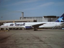 Air Transat (Kanadisch) Boeing 757 C-GTSN