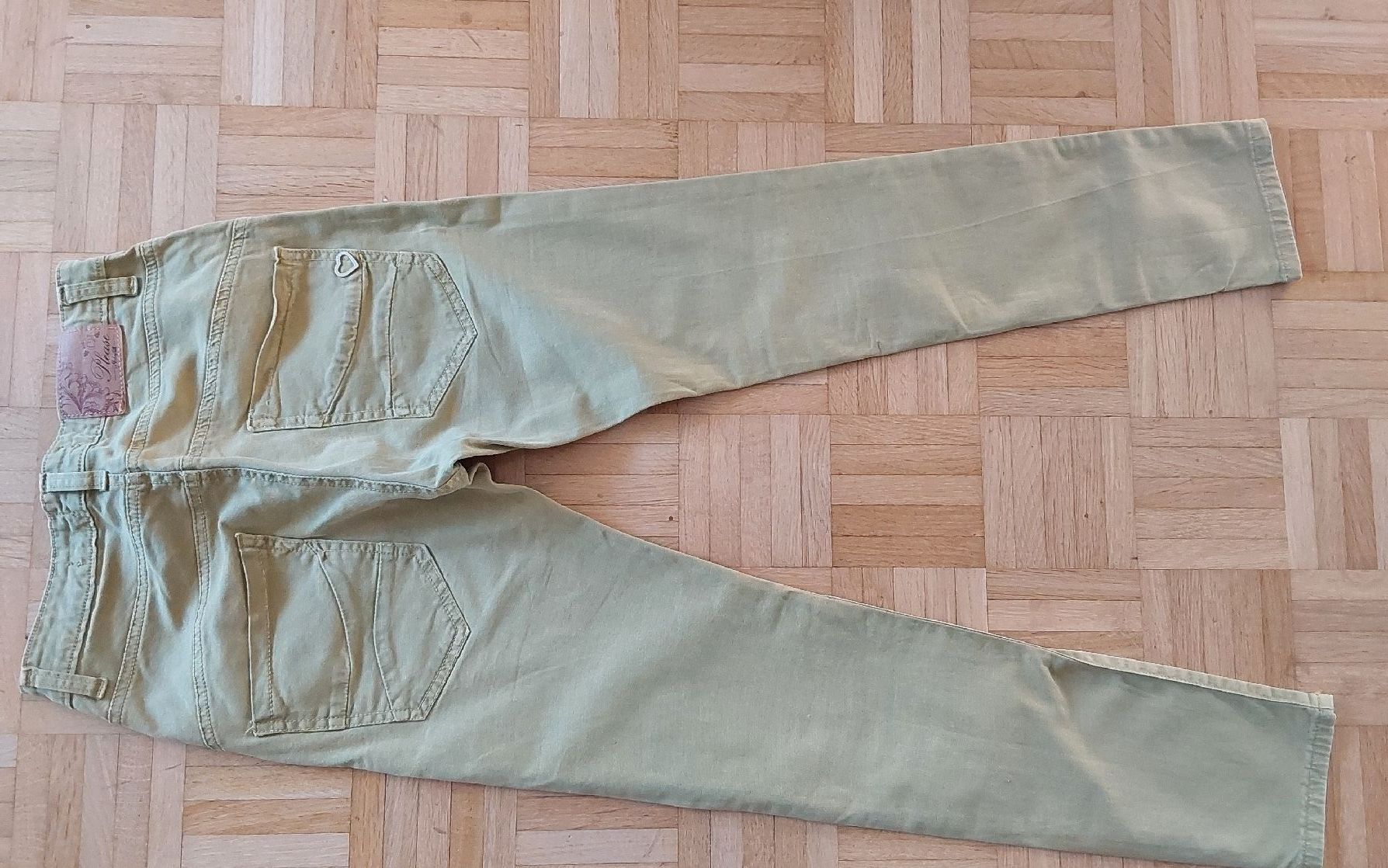 Please Jeans Pantaloni: Hose Please hellgrün S – Nuovo (secondo la descrizione) da Köniz venduto da scopello12 2