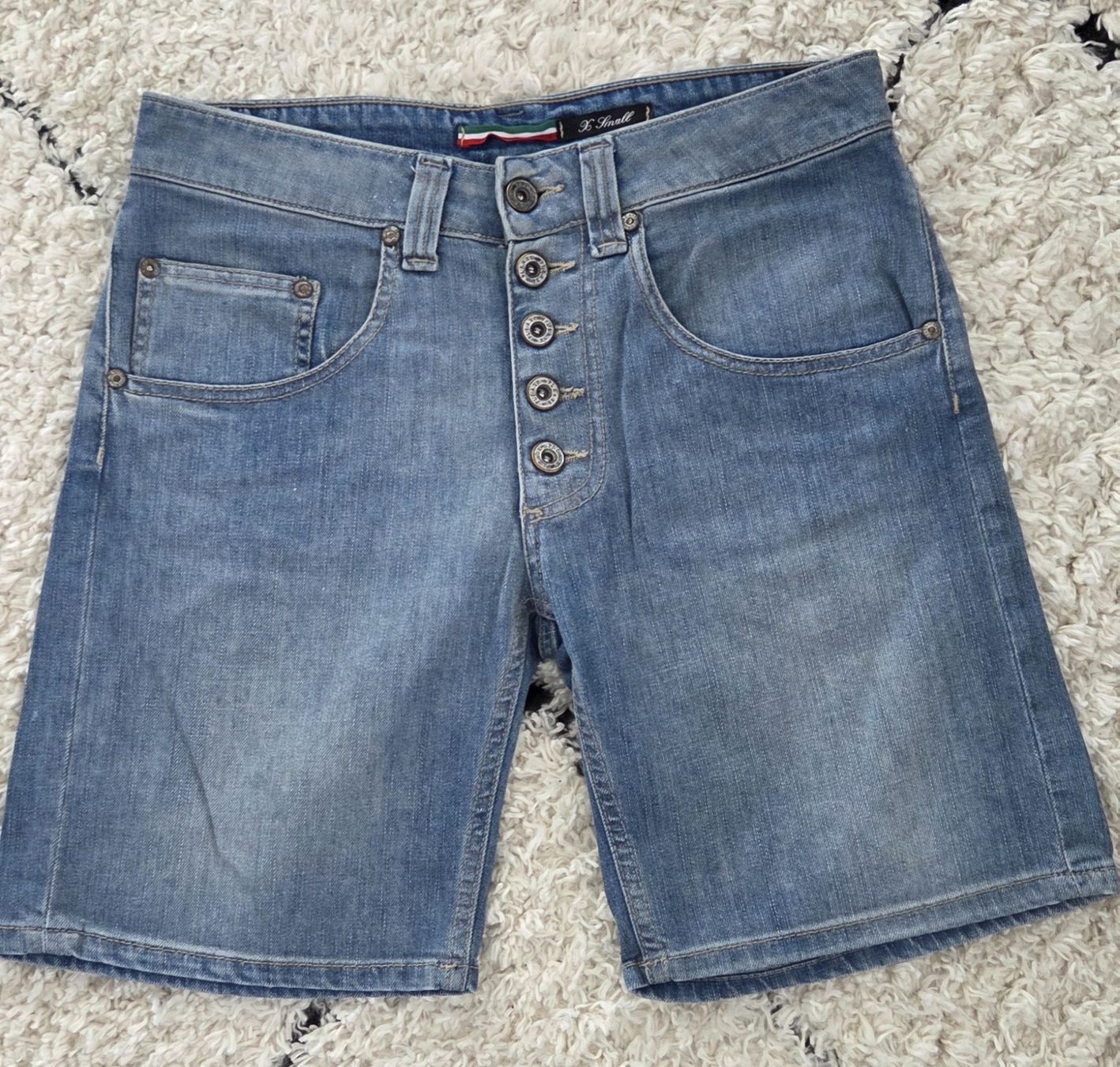 Please Jeans Jeans: Jeans Shorts  Please Anouk – Nuovo (secondo la descrizione) da Belp venduto da mar_wyp6
