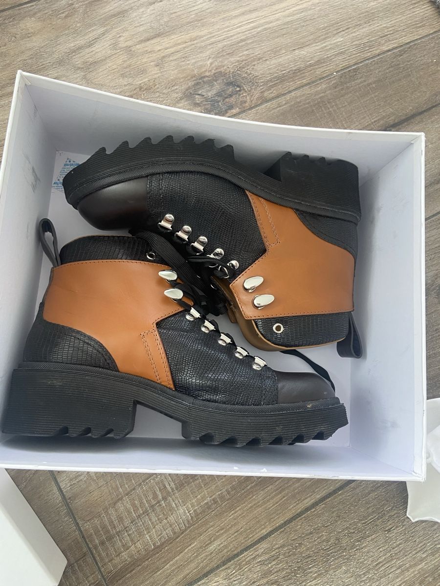 Scarpe da donna: Chloe Ankle Boots Leder Grösse 41 – Nuovo (secondo la descrizione) da Männedorf venduto da Pauc02