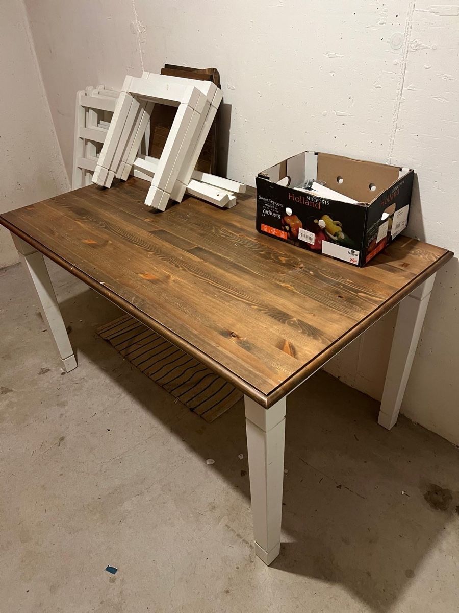 Set di tavolo e panche: Tisch und Stühle – Usato da Ehrendingen venduto da Goeni96 1