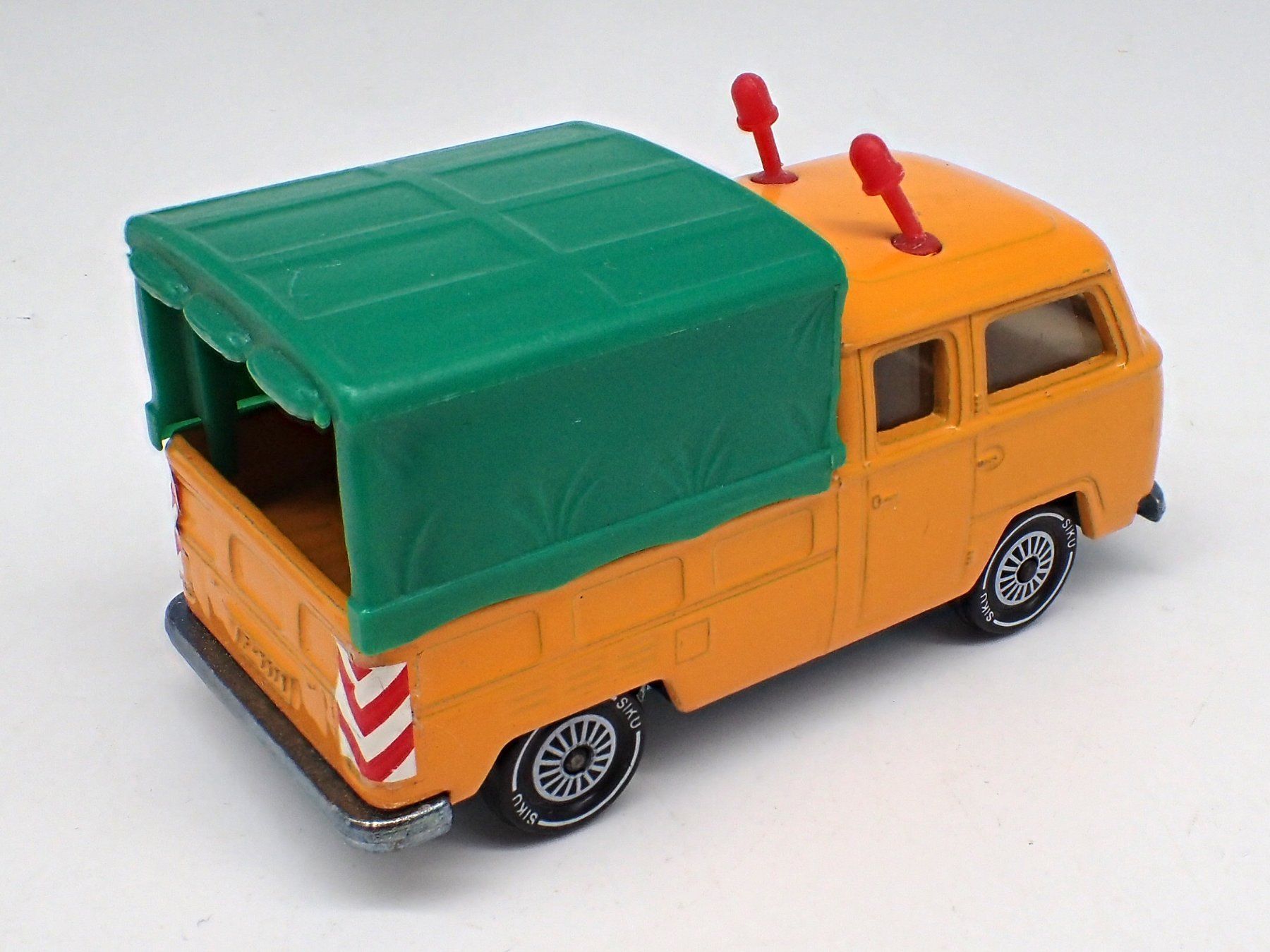 Siku Modellautos: Siku 1331/302 - VW T2 orange – Gebraucht aus Ostermundigen von archeopteryx 2