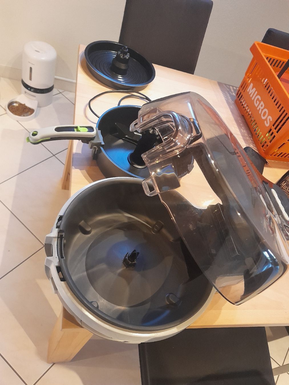Tefal Elettrodomestici da cucina: Heissluftfriteuse – Usato da Inkwil venduto da seebilick 1