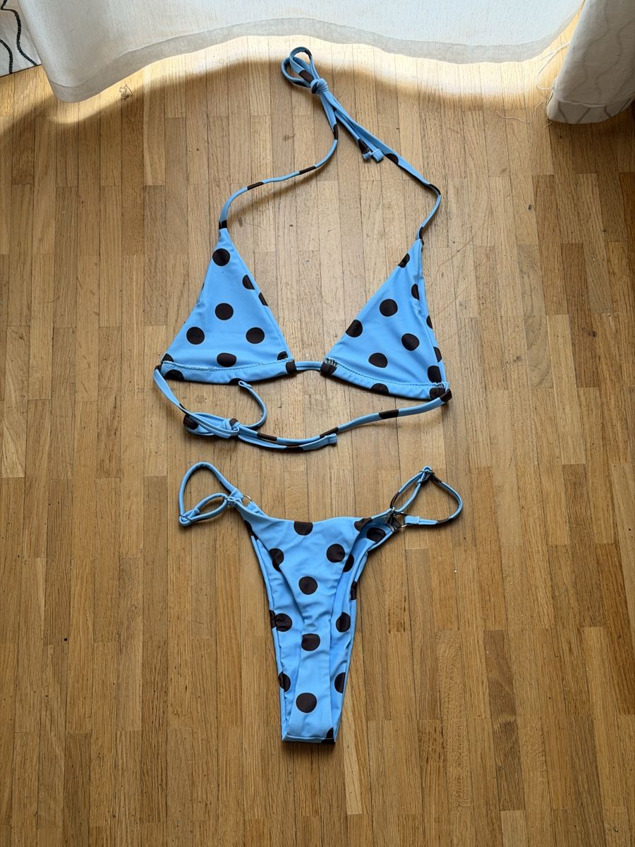 Badekleider & Bikinis: Maillot de bain bleu 2 pièces  – Neu und originalverpackt aus Le Lignon von Ana2831 2