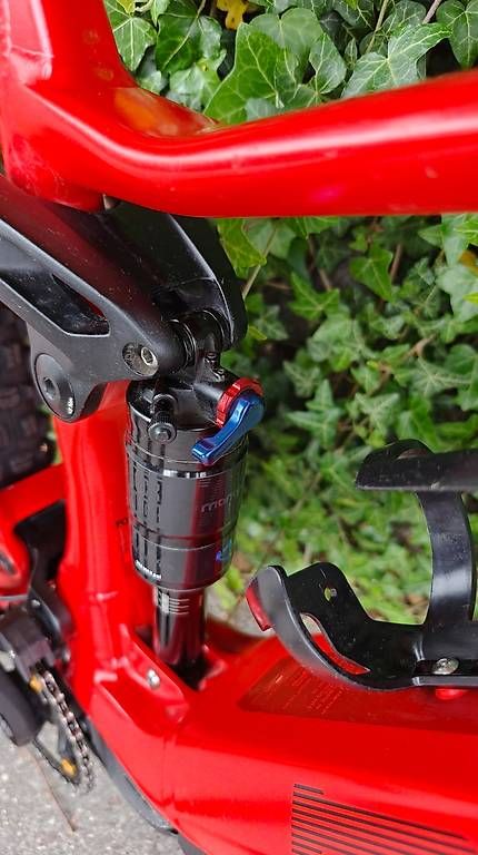 BMC Biciclette: BMC Speedfox AMP Four mit neuem Motor – Usato da Aarau venduto da H2r 3