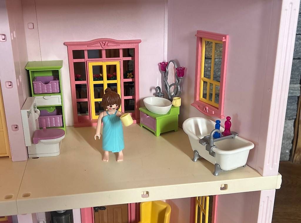 Giocattoli: Playmobil Haus – Usato da Saas Fee venduto da michaberchtold 2