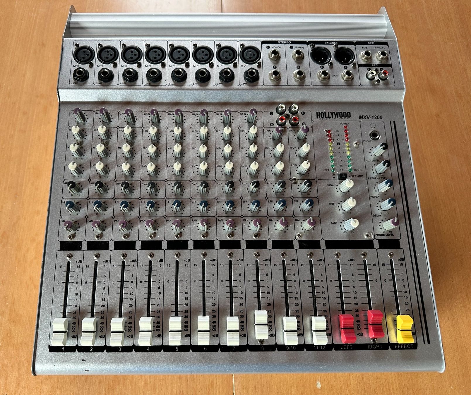 Console di mixaggio: Powermixer Hollywood MXV-1200 12-Kanal – Usato da Buchrain venduto da Pranic