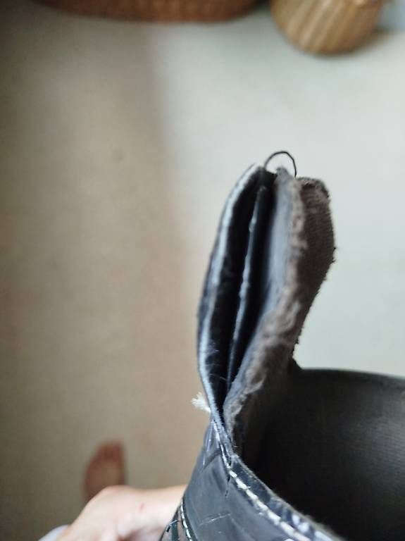 Pattini da ghiaccio: Bauer Schlittschuhe Grösse 2D – Usato da Kriechenwil venduto da 2jossy 2