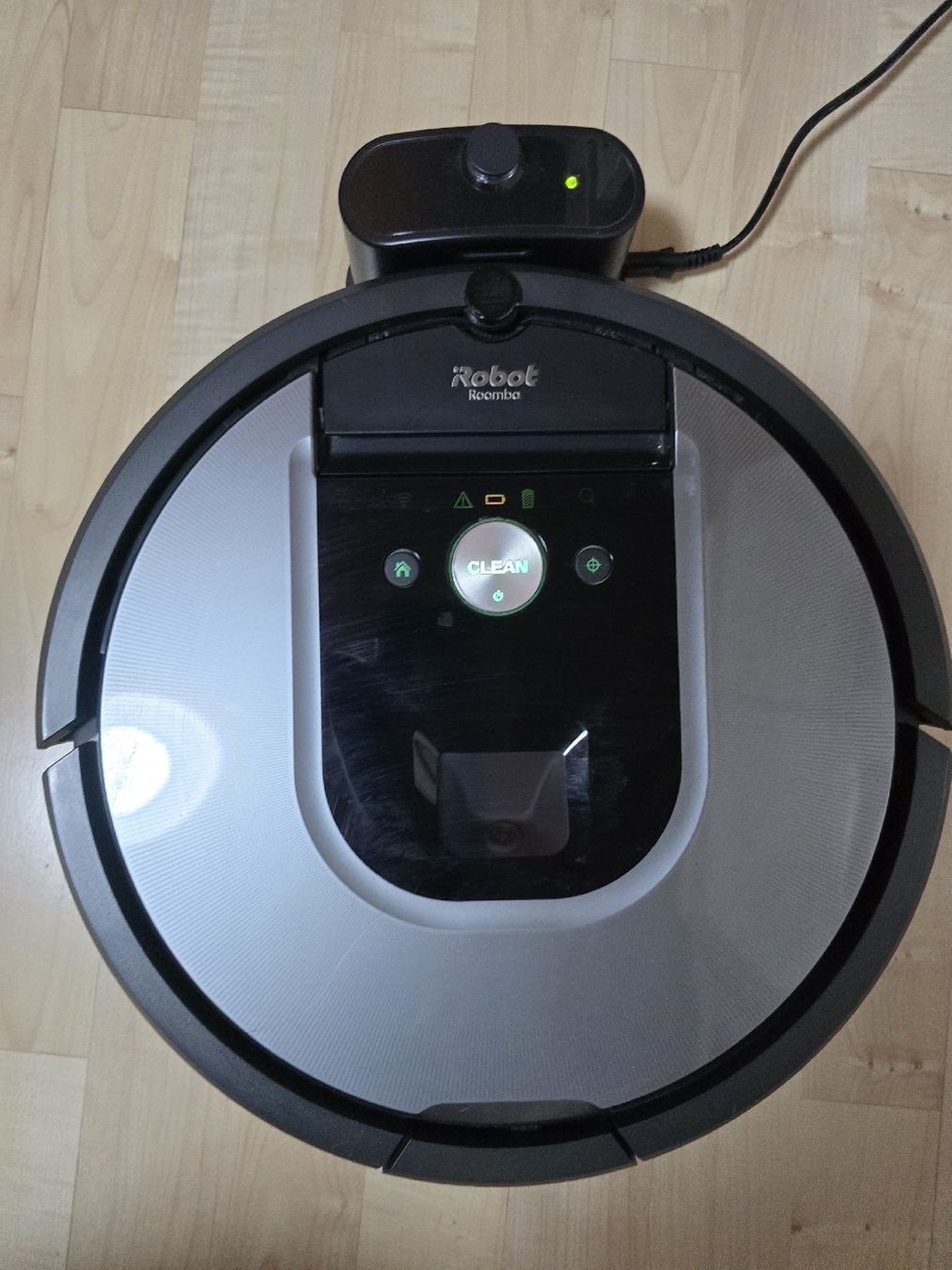 Irobot Aspirapolveri & Accessori: iRobot Roomba 975 Staubsaugerroboter – Usato da Bözberg venduto da Szni_9s8z 3