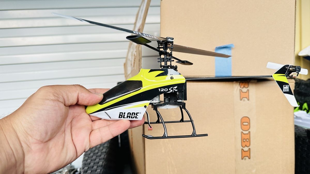 Modellismo RC: RC Helikopter und Fernsteuerung Bundle gebraucht – Usato da Nebikon venduto da sal_pvk8 2