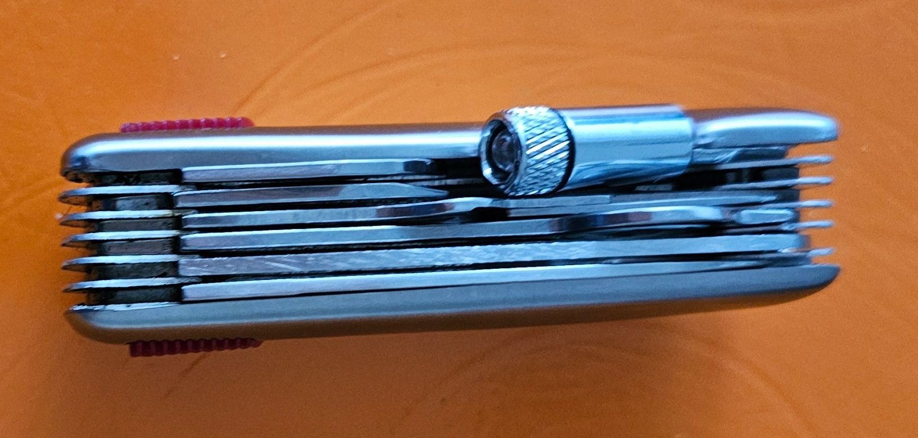 Taschenmesser: ✅Multifunktionsmesser mit LED und Etui📌 – Neu (gemäss Beschreibung) aus Kreuzlingen von UAE 6
