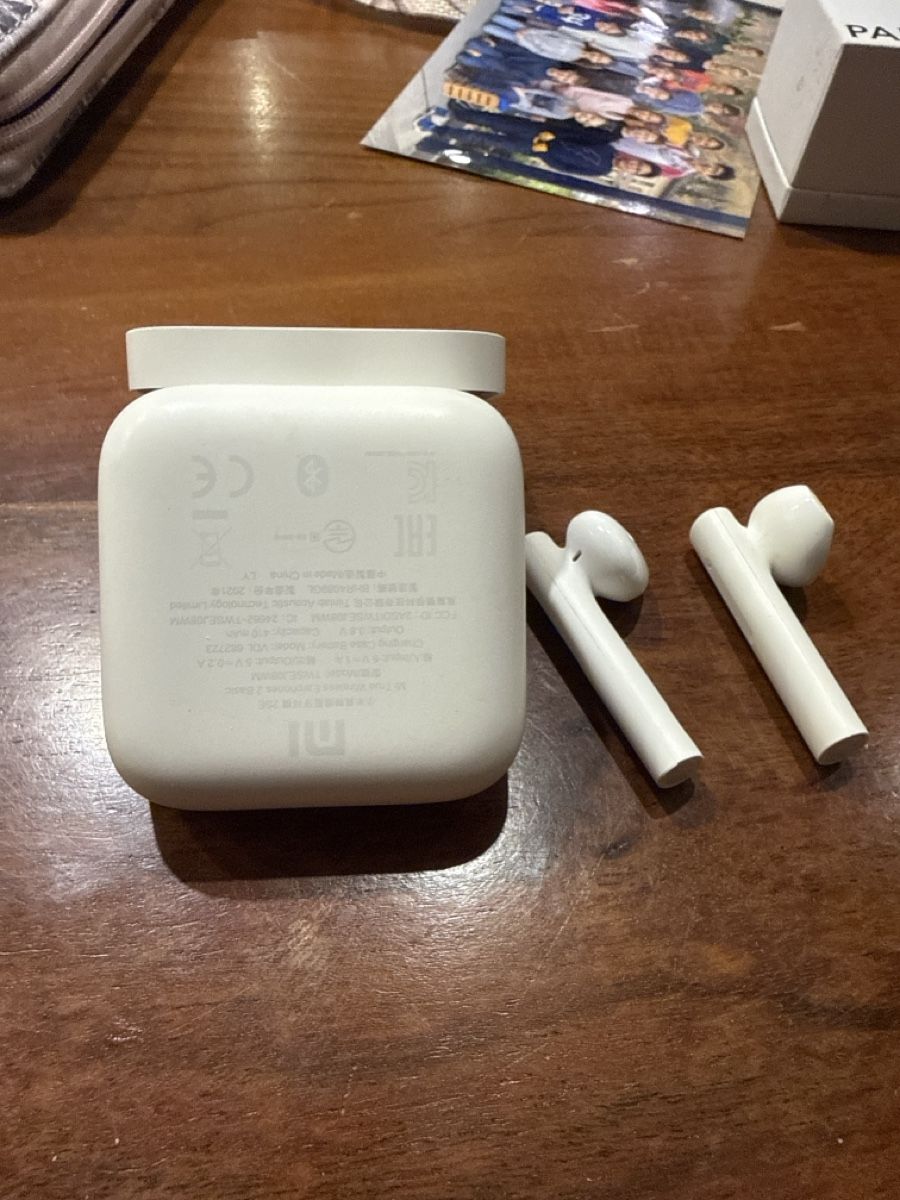 Xiaomi Cuffie: Xiaomi Mi True Wireless Earphones 2 Basic weiss gebraucht – Nuovo e nell'imballaggio originale da Bad Ragaz venduto da ram_t825 1