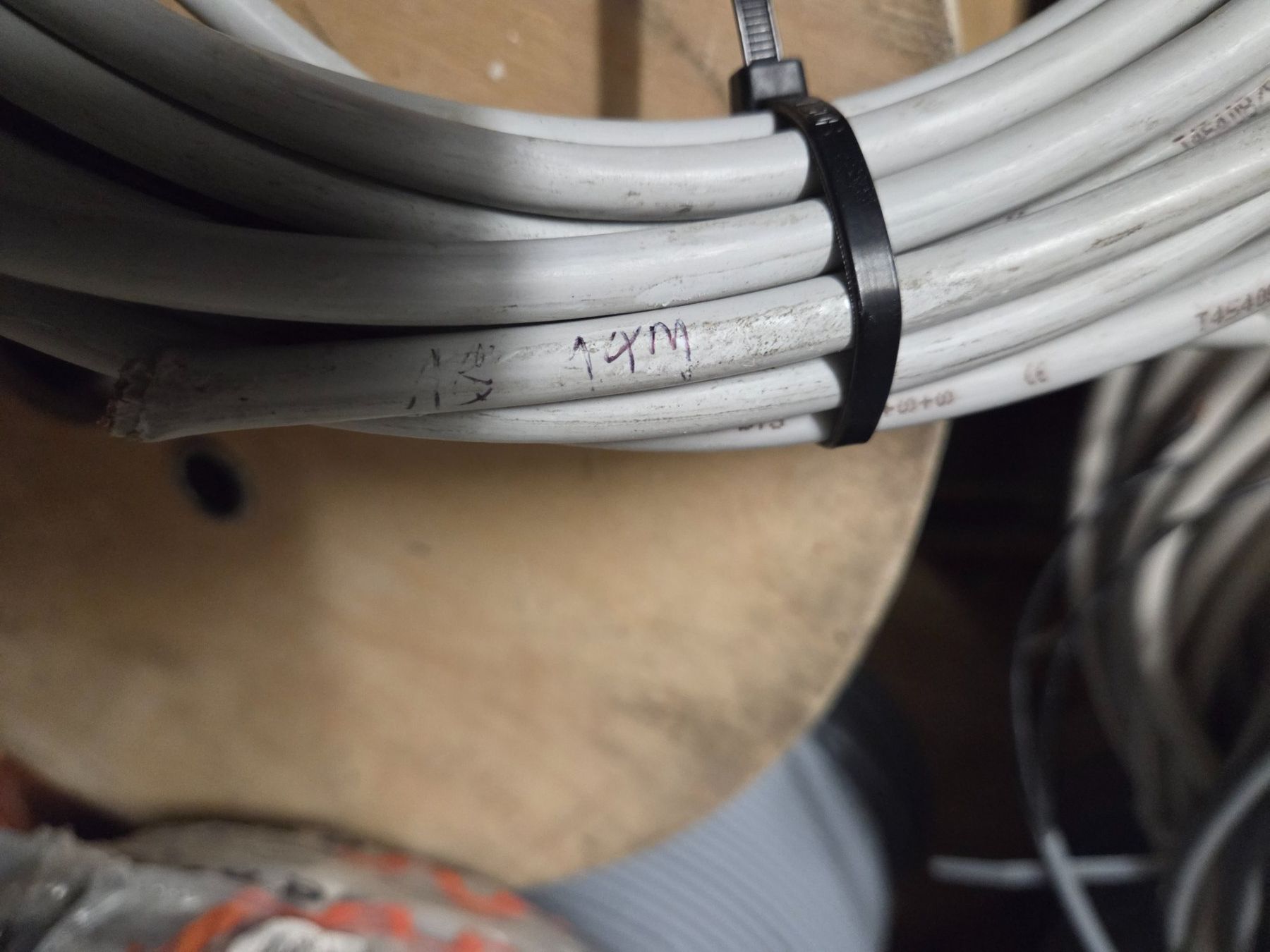 Cavi: Kabel halogenfrei, TT 3G1.5 mm2 3x1.5  14m – Usato da Zürich venduto da eymen20 3