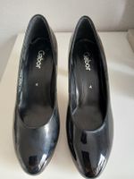 Gabor black patent leather heels, size UK 4, autumn chic!