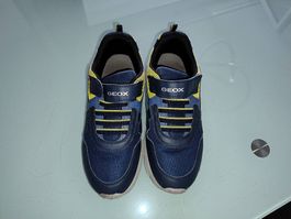 Kinderschuhe von Geox in Gr. 37