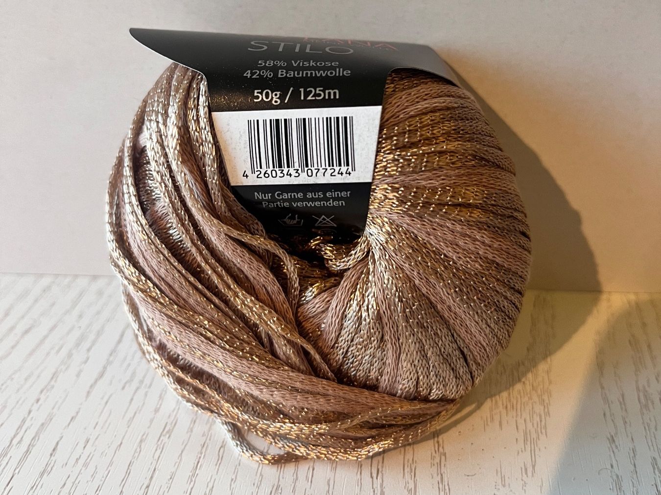 Pro Lana Lana: 10 Knäuel Stilo Pro Lana – Nuovo e nell'imballaggio originale da Büsserach venduto da bor_s88m 1