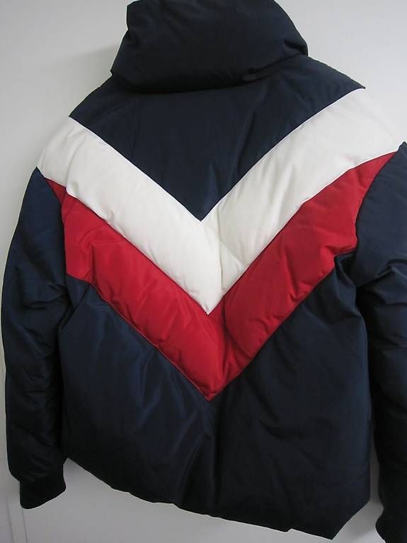 Jacken: Tommy Hilfiger Puffer-Jacke – Gebraucht aus Steinhausen von ladisci 2
