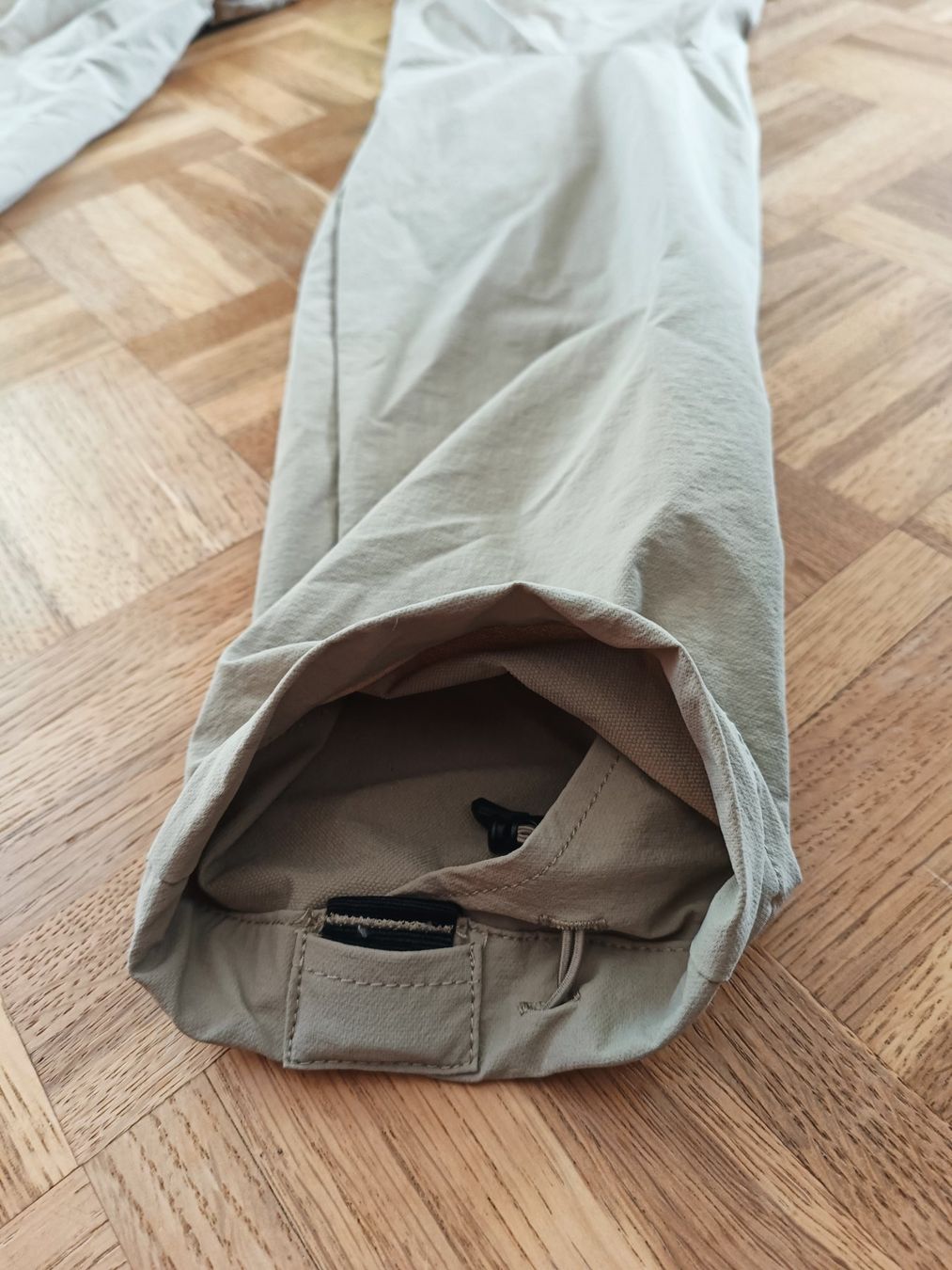 Helly Hansen Pantaloni: Helly Hansen Damen Wanderhose Gr M Brona Softshell beige Neu – Nuovo e nell'imballaggio originale da Oberhofen Thun'see venduto da cri_6md2 6