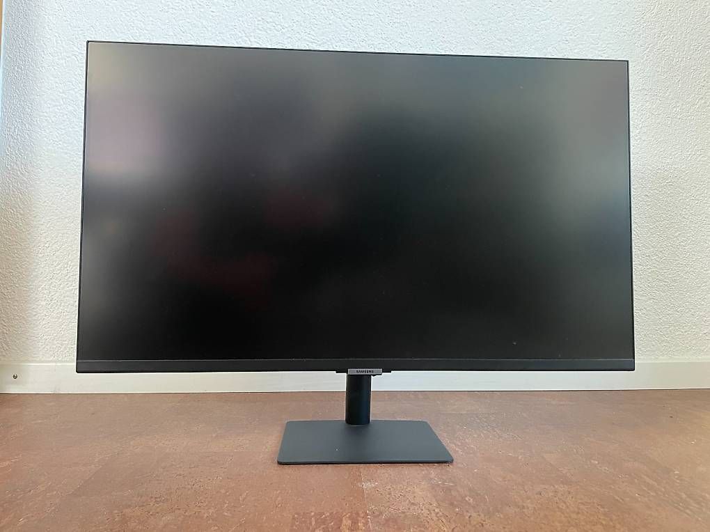 Samsung Monitore: Monitor 32" Samsung S32DM700UU – Gebraucht aus Geuensee von beni_the_animal