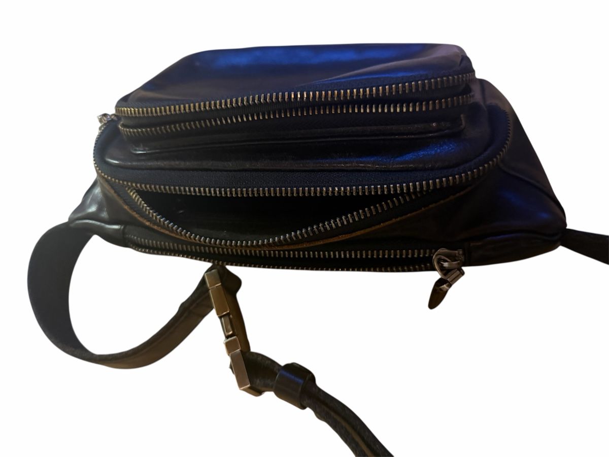 Vera Pelle Taschen: Vera Pelle Bauchtasche – Gebraucht aus Zuzwil SG von Malou80 4