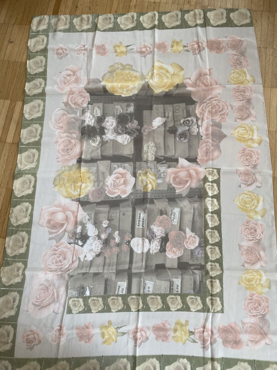Foulard & Sciarpe: Seiden Schal 🌸 – Usato da Opfikon venduto da Luis144 7