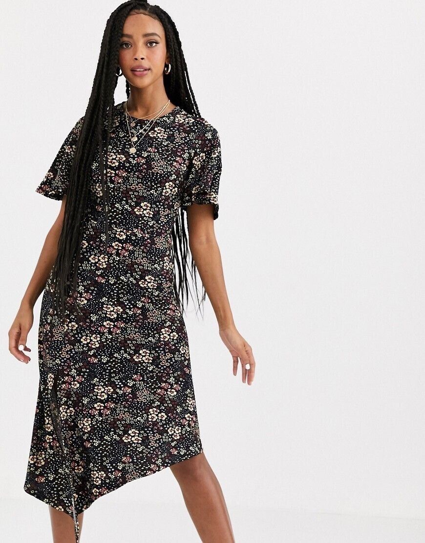 Vestiti: Floral dress Size EU 40 – Nuovo (secondo la descrizione) da Zürich venduto da ewat