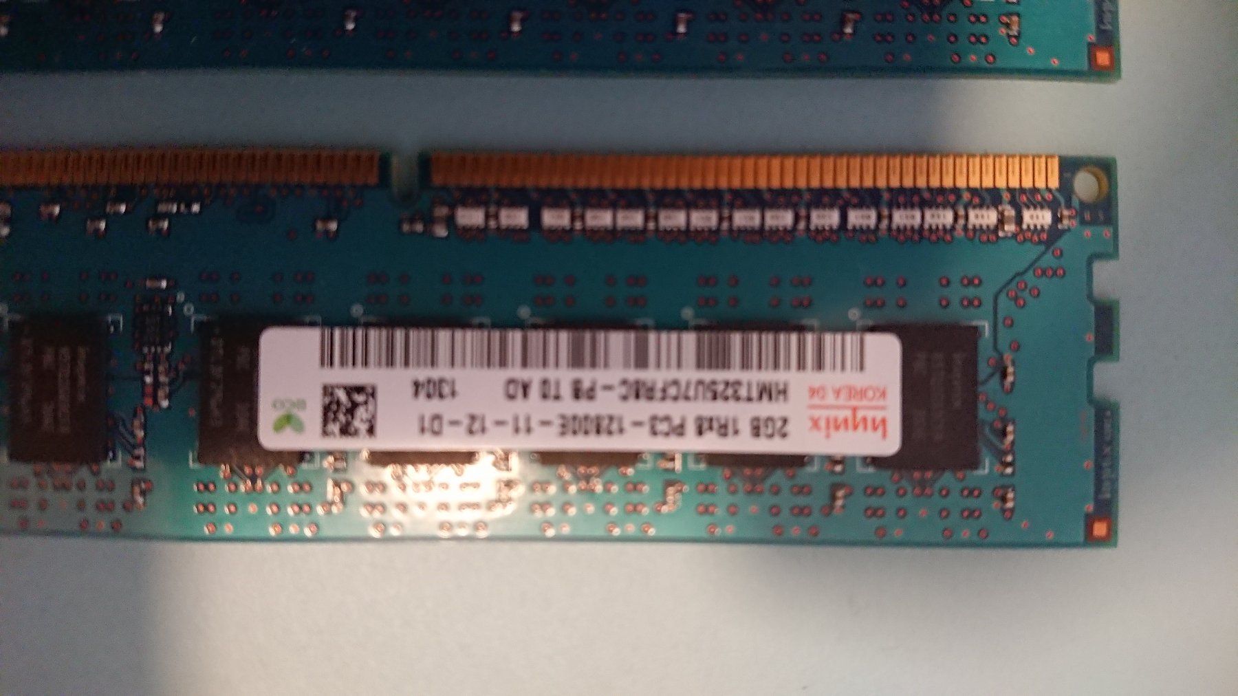 Memoria / RAM: 4x 2GB DDR3 PC3-12800E ECC Server RAM – Usato da Zürich venduto da Trichte1 1