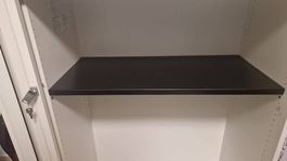 Moderner, neuer Rollladen-/Jalousieschrank