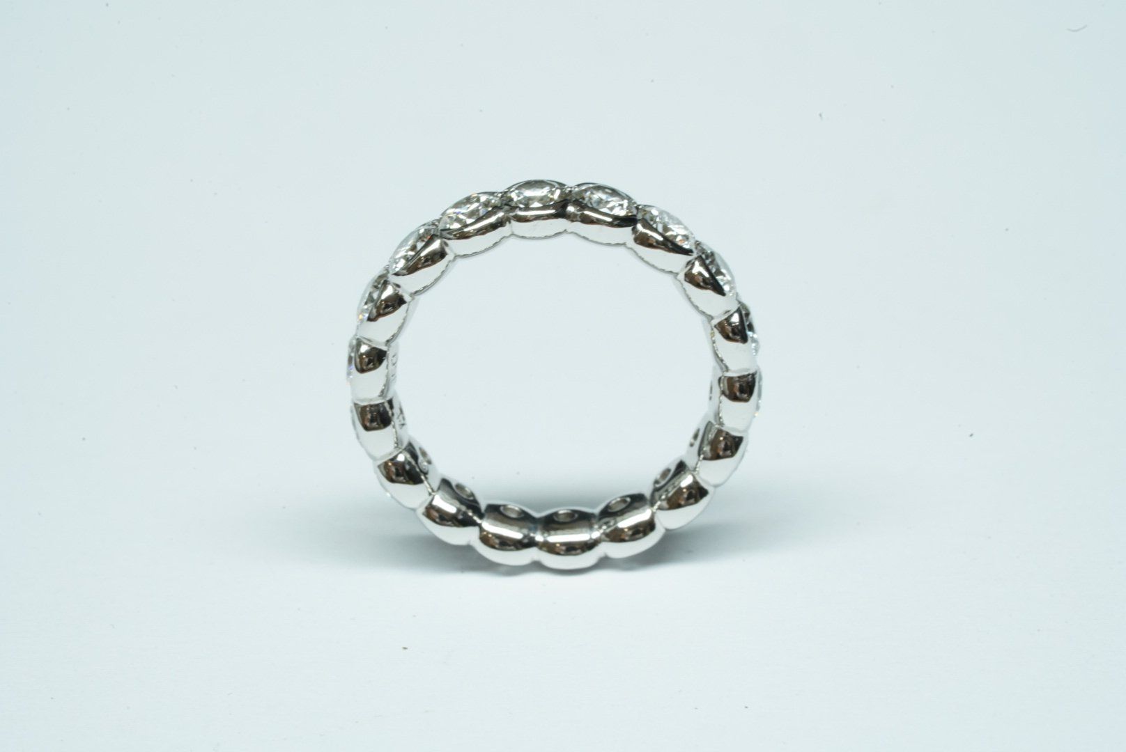 Ringe: Alliance Fingerring 950 Platin mit Diamanten – Gebraucht aus Bülach von Re-Jewelled 4