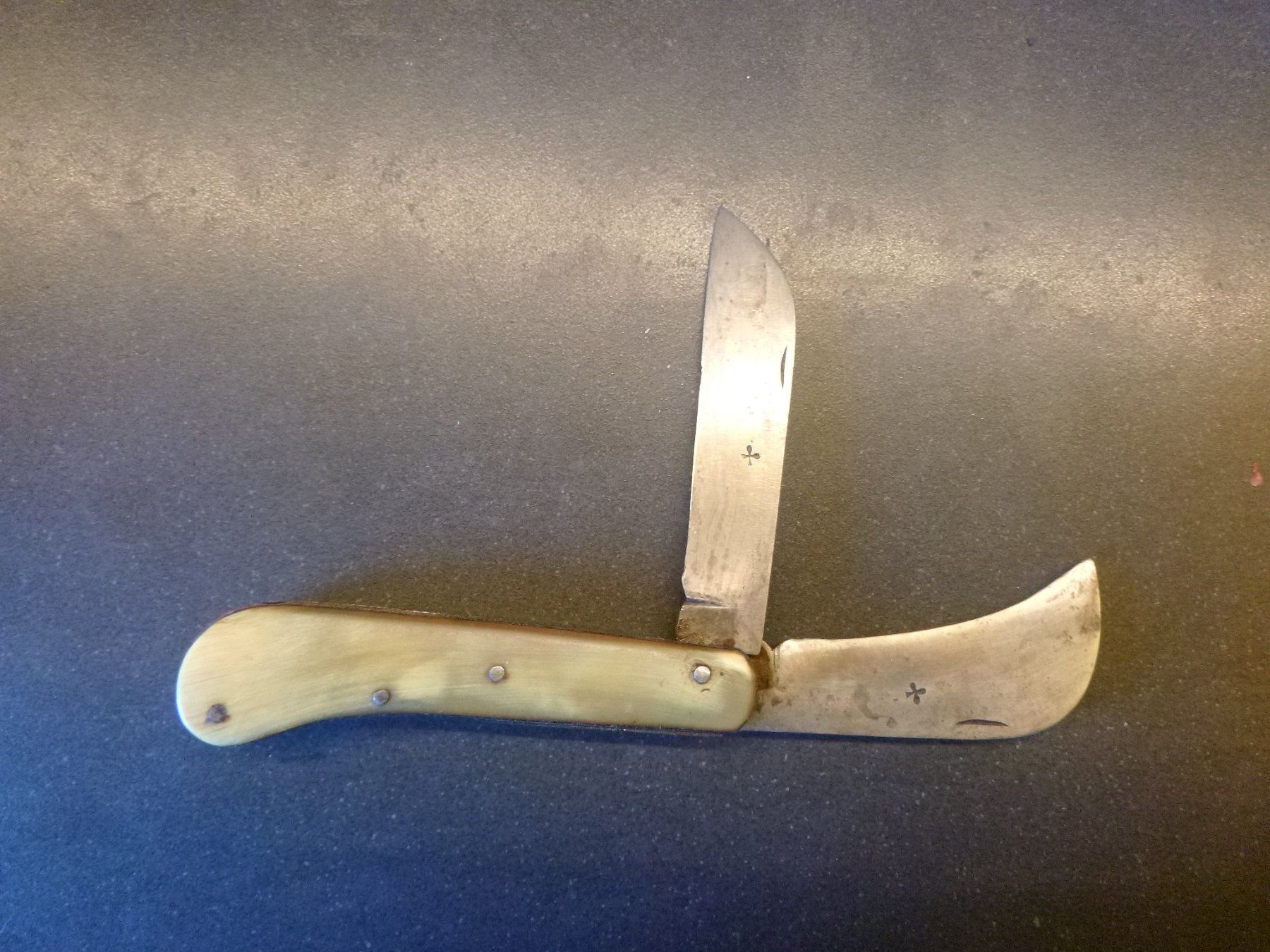 Coltelli tascabile: Uraltes Taschenmesser – Usato da Freudwil venduto da Traktor57 2