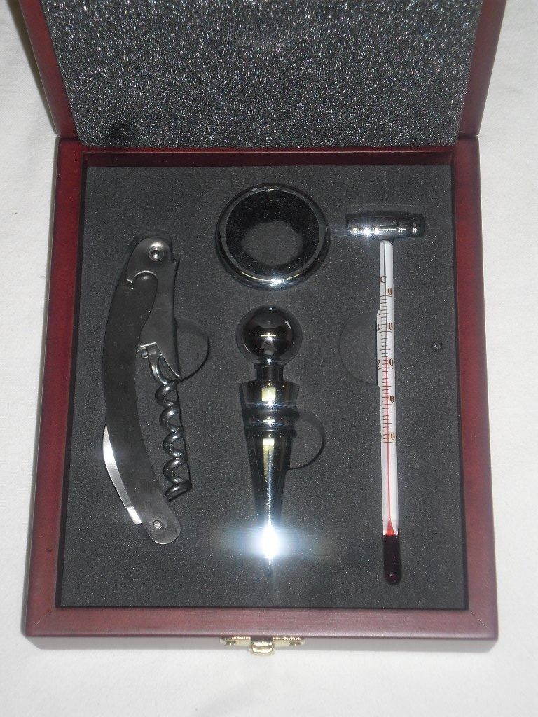 Set di piatti: Wein - Sommelier - Set – Nuovo e nell'imballaggio originale da Büren SO venduto da omsa 1