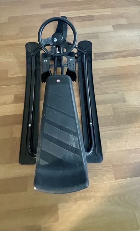 Luge: Snowracer Lenkschlitten Schwarz neuwertig – D'occasion à Reinach BL par SchnaeppchenScout 3