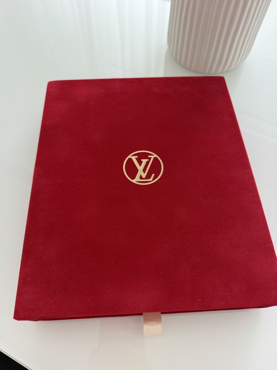 Altro in Decorazioni & Accessori: Louis vuitton box – Nuovo e nell'imballaggio originale da Fahrweid venduto da Stellar_times