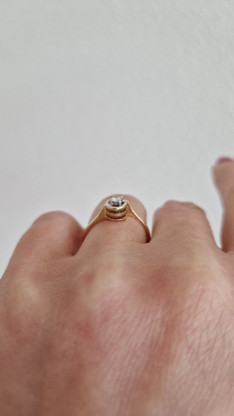 Bagues: Golden Ring mit Diamant – D'occasion à Zug par opo_cy5d 2