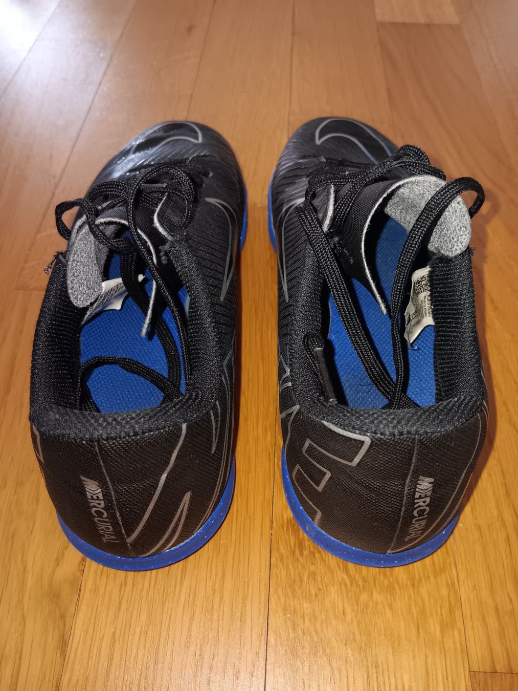 Nike Scarpe per ragazzi: Hallenfussball Schuhe ,Gr.38 – Nuovo (secondo la descrizione) da aarburg venduto da macacito 3
