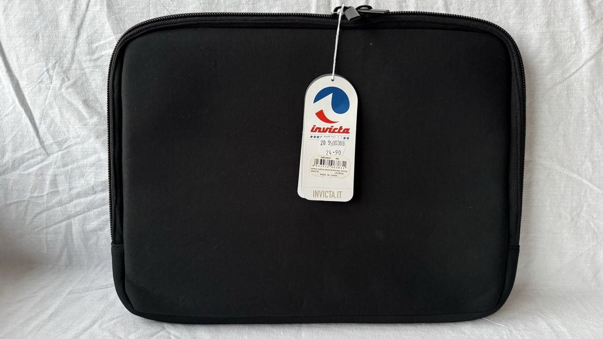 Borse: Housse ordinateur portable Invicta 15.4" neuve – Nuovo e nell'imballaggio originale da Lausanne venduto da Global.P 1