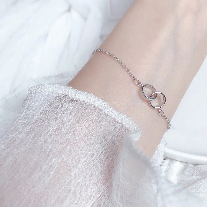 Bracciali & Braccialetti: Doppel Ring Armband aus Silber – Nuovo e nell'imballaggio originale da Wil SG venduto da Veratier 4