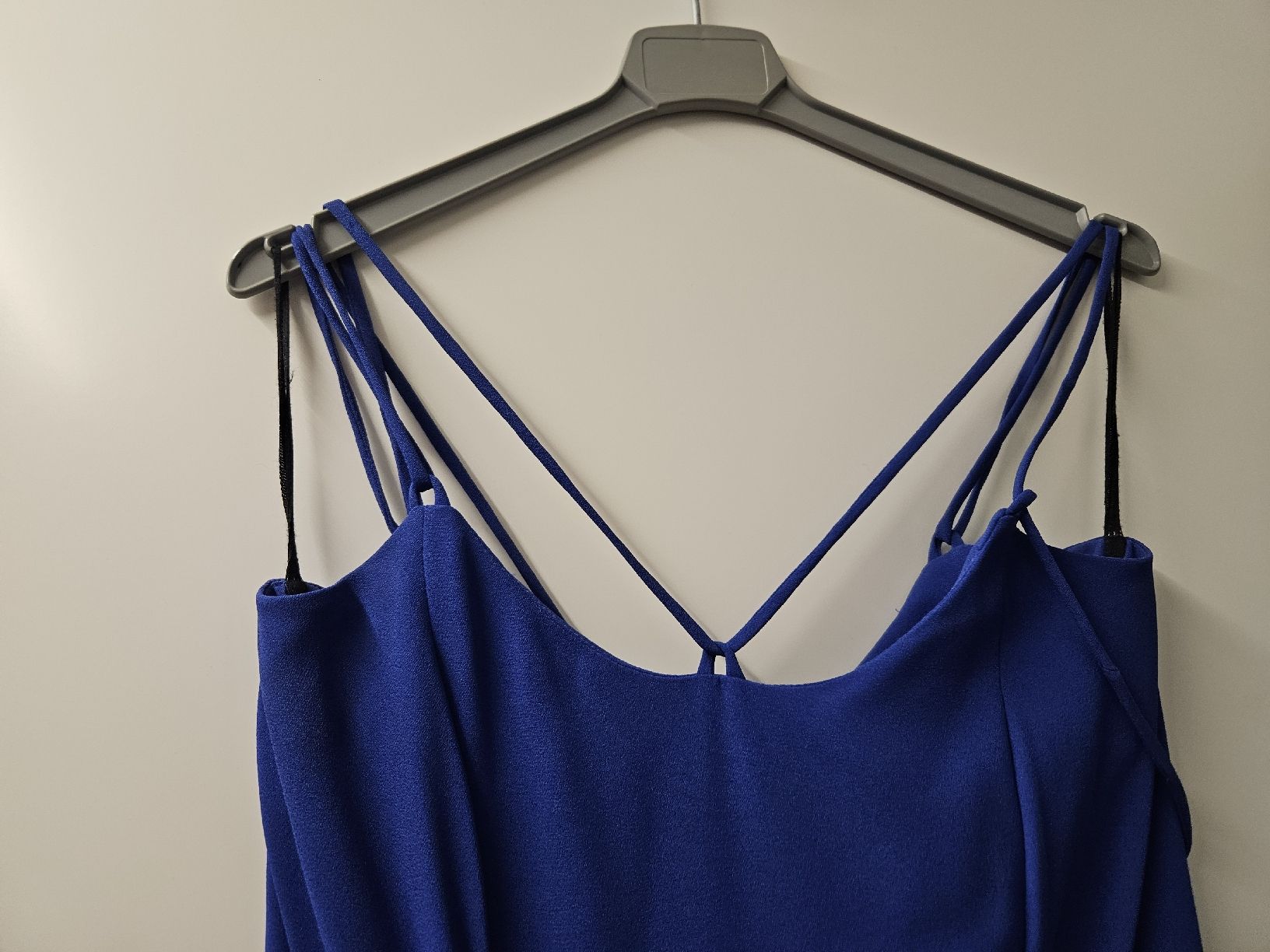 Kleider: Coral Kleid blau Grösse 36 elegant – Gebraucht aus Widen von Calgary 1