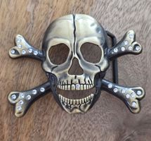 Gürtelschnalle Totenkopf mit Strasssteinen Metall