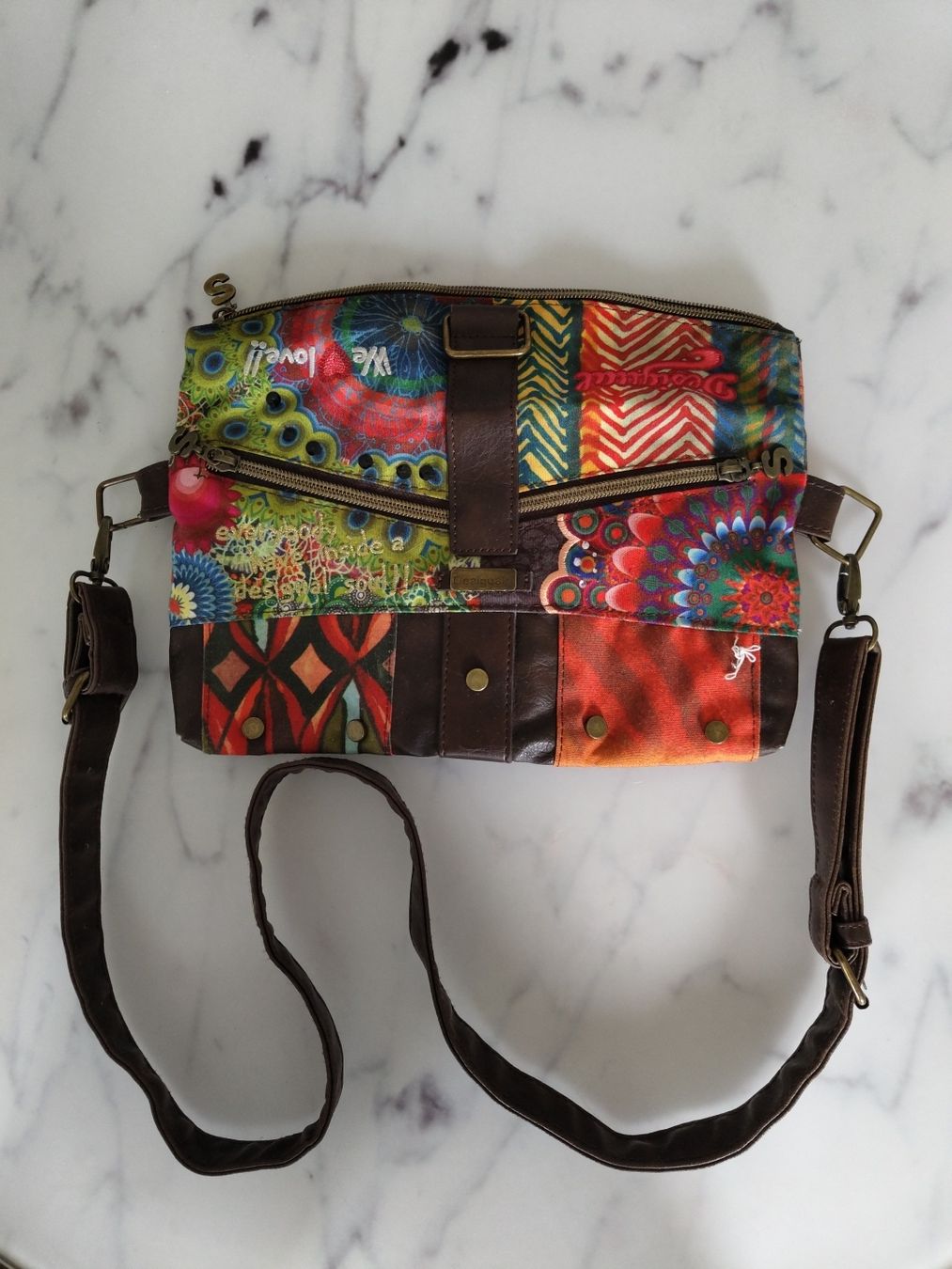 Taschen für Damen: Tasche multicolour guter Zustand – Gebraucht aus Reinach ag von Wildschwein_Braten
