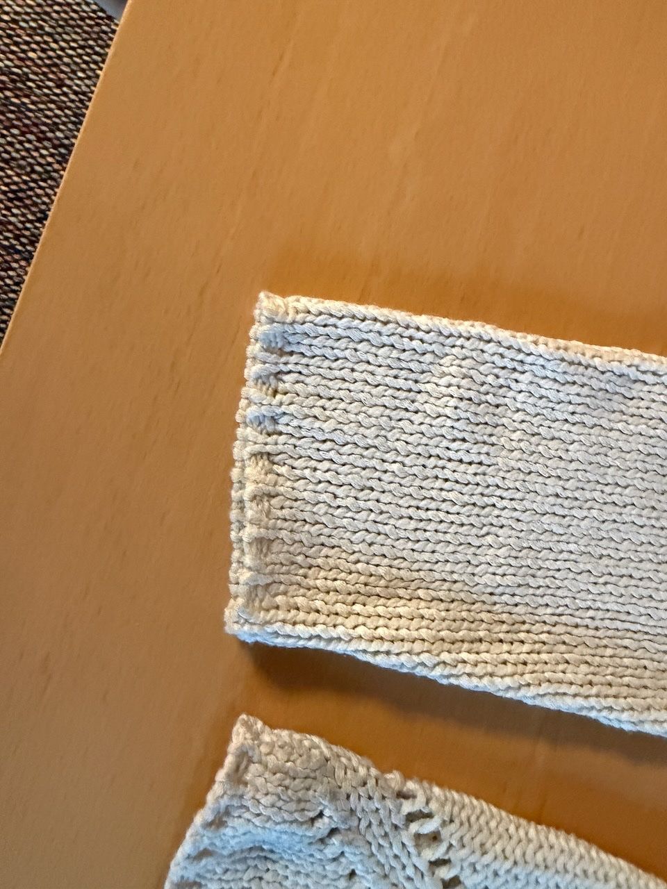 Maglioni & Felpe: kuscheliger Pullover in ecru, mit schönem Halsausschnitt, M – Usato da Winterthur venduto da ing_pd8f 3