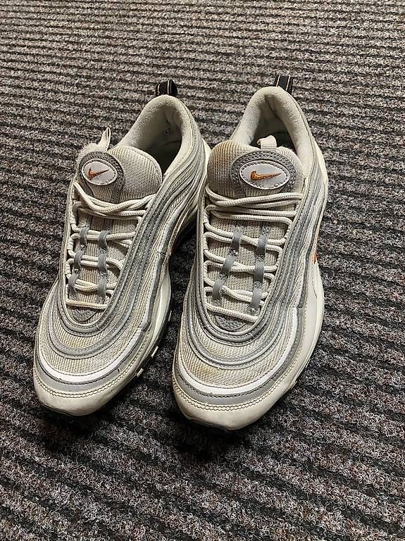 Herrenschuhe: Nike air max 42,5 – Gebraucht aus Sigriswil von ubu_pl2m 1