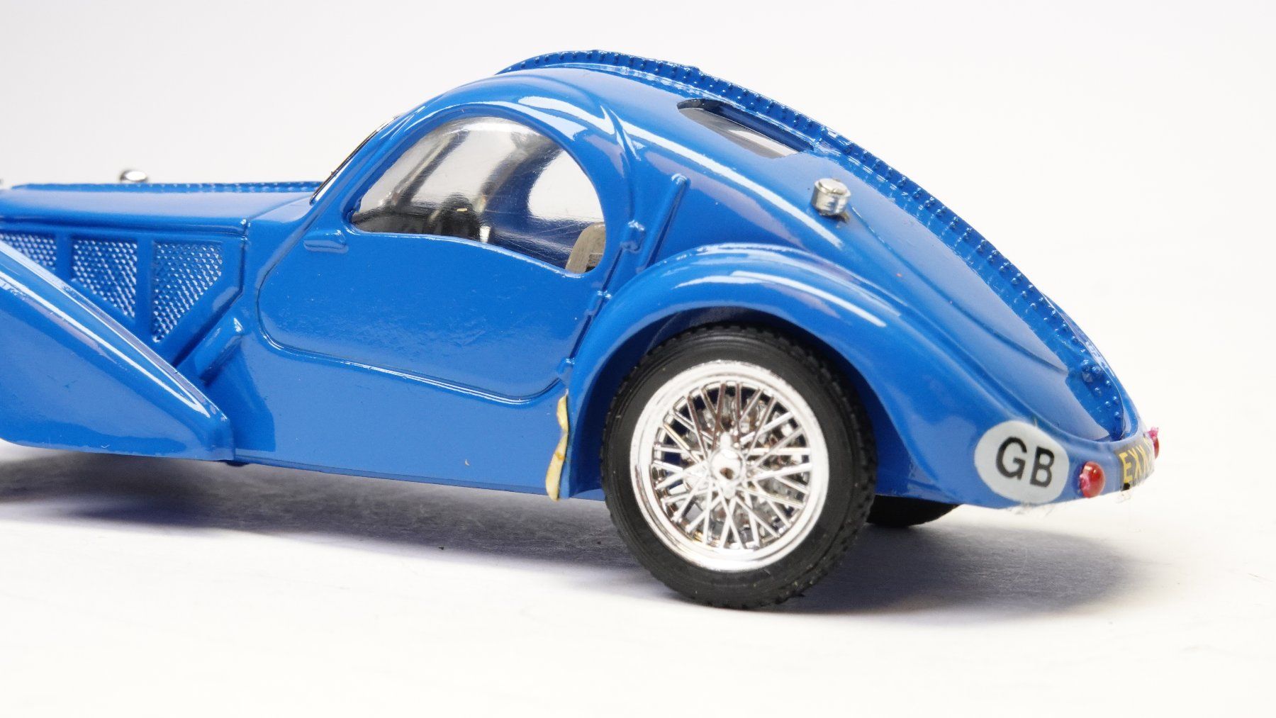 Brumm Modellini d'auto: e55 1/43 Brumm Buggati blau – Usato da Thun venduto da evinka_gmbh 7