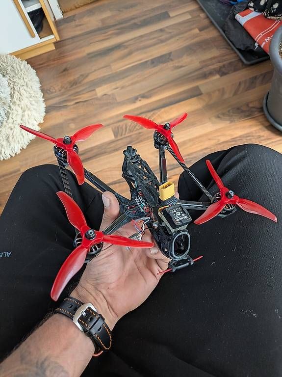Modellismo RC: Bastel Projekt HGLRC Rekon 5 LR – Usato da Aeschi b. Spiez venduto da fmi_9l9k 1